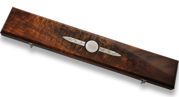 Presentation Case for 2018 cue, Black Cues Custom Crafted Cues.