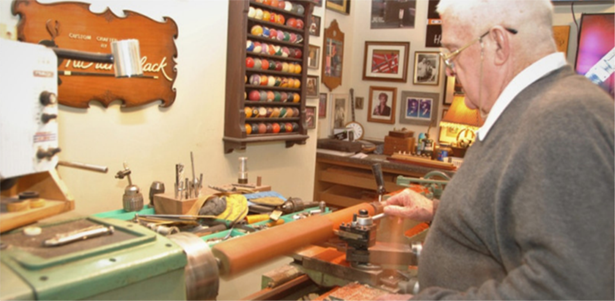 Gothic Knight, Black Cues.